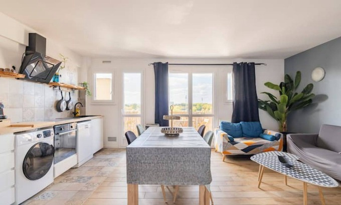 Villejuif Apartment | ☀️ 2 BEDROOMS - 1 bathroom 🚿 1 WC 🚽 close to Institut Gustave Roussy hospital