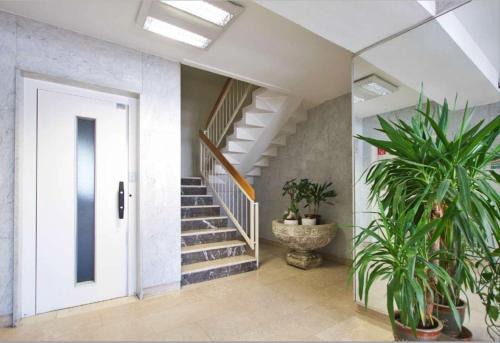 Petit-Saconnex / Servette House | 2 bedrooms in modern apartment in center Geneva