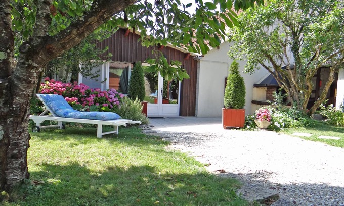 Ancy-le-Franc House | 2 Bedrooms Private Vacation Home In Ancy-Le-Franc