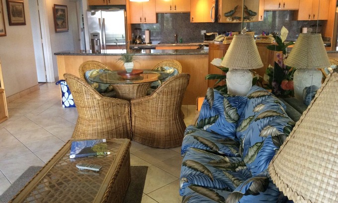 Kihei Condo | 2 BR/2 BA End Unit/all on 1 Level/2 Lanais/Prem Location/Awesome/Bld6-310