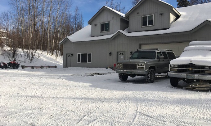 Wasilla Apartment | 2 BR, ALL UTILITIES INCLUDED WITH UNLIMITED WIFI AS ABONUS FREE OF CHARGE.