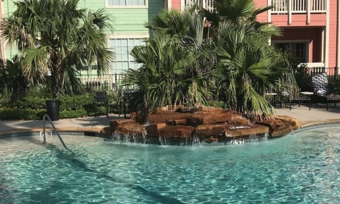 Galveston Condo | 2 BR, Ground Floor Condo. Ocean & beach directly across the street