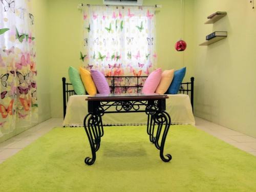 Cheras House | 2 BR Medina Dollar Landed Homestay Cheras MRT Link