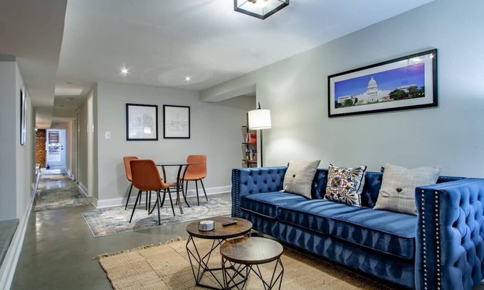 Petworth Apartment | 2-BR Petworth Pad/Walk to METRO Subway