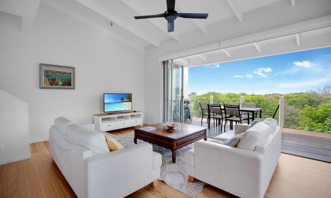 Peregian Beach Apartment | 2 Casuarinas Peregian Beach