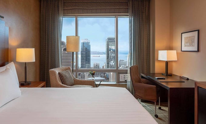 Downtown Seattle Hotel | 2 Connecting Suites at a 4.5⭐️ Hotel