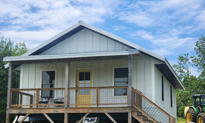 Brooks House | 2 cottages located on Pond Hill Farms overlooking Lake Passagassawakeag.