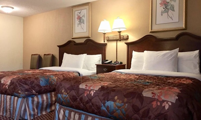 Sturbridge Hotel | 2 Double Beds Room, Scottish Inns Sturbridge, Free Parking, Near Attractions