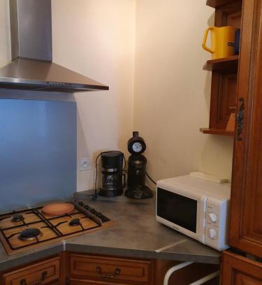 Pontgibaud Apartment | 2 Frère Genestier