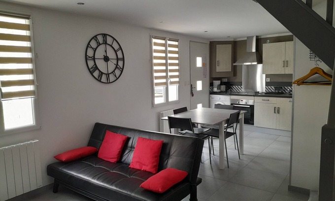 Saint-Valery-sur-Somme House | 2* guest house 400m from marina and shopping area