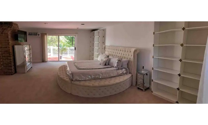 Colesville House | 2 KING beds HANDS&HEART 2LEVEL 2R