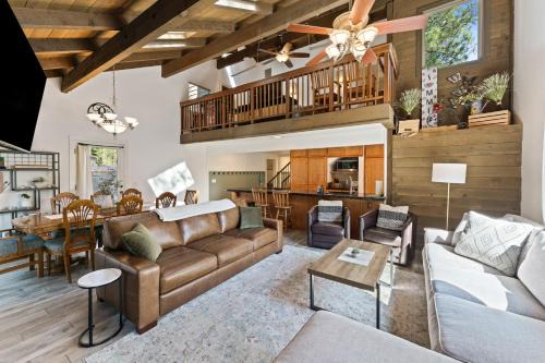 Overlook Park House | 2 Landrise Home with Bikes to Use