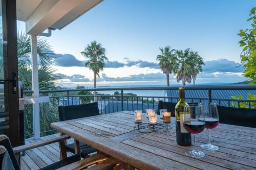 Palm Beach Villa | 2 Levels of Magnificient Sea Views