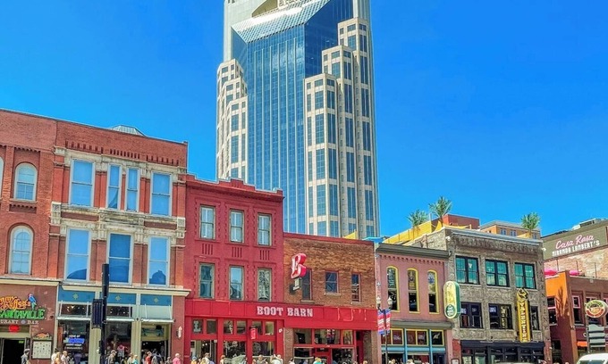 Downtown Nashville Condo | 2 Lofts on Broadway Strip