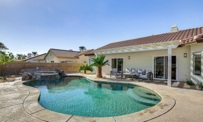 La Quinta House | 2 Mi to Coachella: Indio Oasis w/Heated Pool
