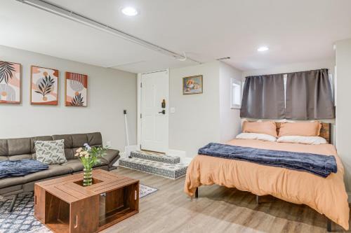 Logan Circle Apartment | 2 Mi to National Mall Walkable DC Studio!
