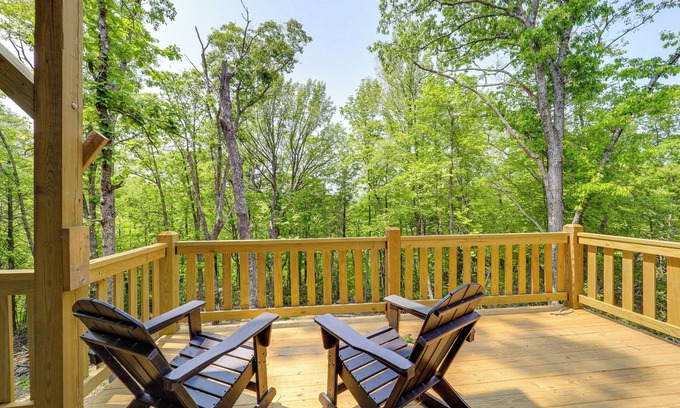 Boone Cottage | 2 Mi to Tweetsie Railroad: Newly Built Home!