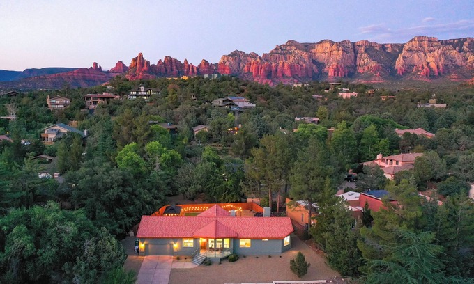 Sedona House | 2 miles to uptown, with views and amenities galore! Doodlebug is family friendly