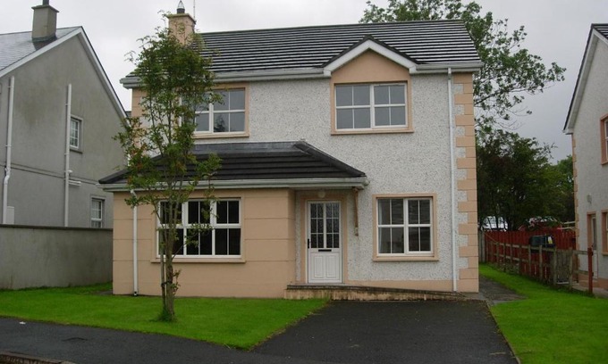 Carndonagh House | 2 Millbrae Heights