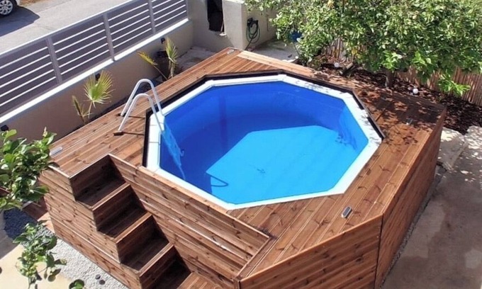 Kokkini Chani House | 2 min. drive to the beach. Holiday Home Angela