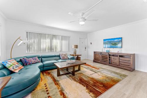 Lauderdale-by-the-Sea Apartment | 2-min Walk To The Beach! Sleeps 7 - Large 2br2ba #5