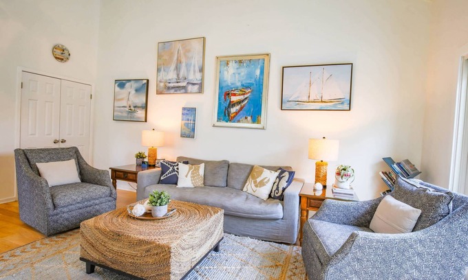 Isle of Palms House | 2 Minute Walk to Beach; Access to Community Pool and Pickle Ball, Basketball & Tennis Courts