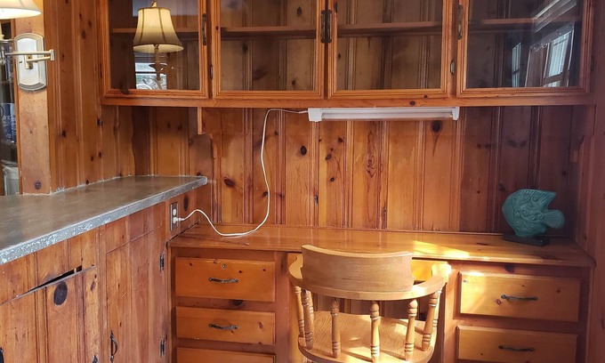 Greenville House | 2 minutes to Hwy 85 or Prisma Health