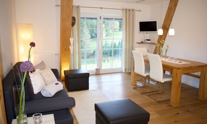 Furtwangen Apartment | 2 Natursuite mit ca. 55 qm, 1 Schlafraum, für maximal 2 Personen