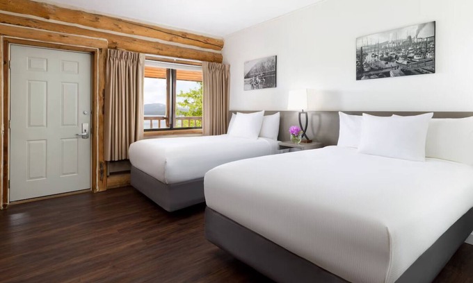 Ketchikan Hotel | 2 Ocean View Rooms | Guided Fishing, Hiking, & Relaxing Waterfront Views