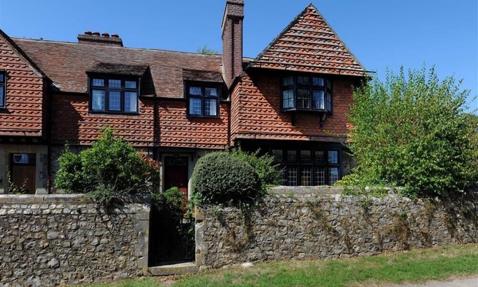 Rousdon House | 2 OLD HOME FARM, pet friendly, with open fire in Lyme Regis