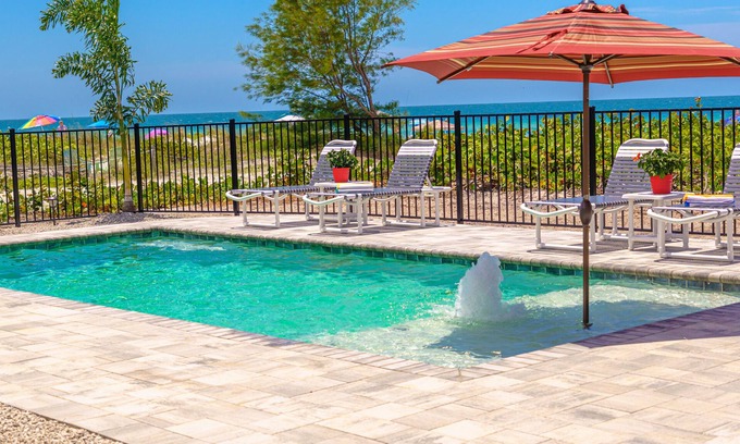 Indian Shores House | 2 PRIVATE BEACH HOMES REMODELED W/HEATED POOL