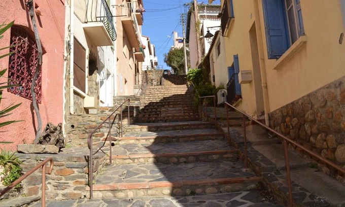 Banyuls-sur-Mer Apartment | 2-room apartment, 4 sleeps, near sea and shops, balcony, pets allowed