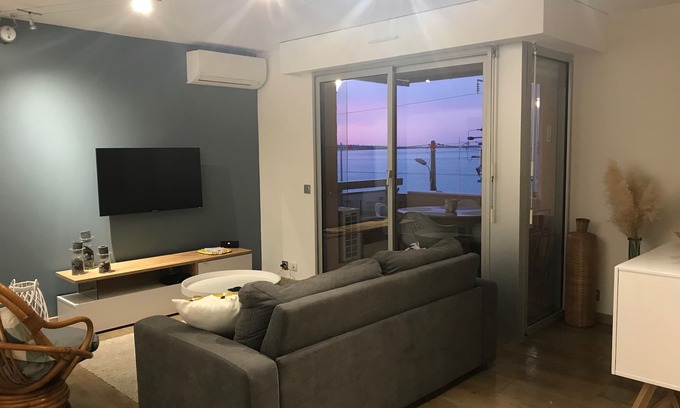 Cannes La Bocca Apartment | 2-Room Apartment, waterfront