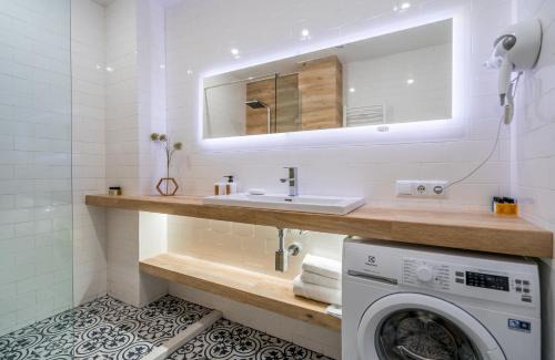 Kazbegi Apartment | 2-room apartment, Redco, Alpic 405
