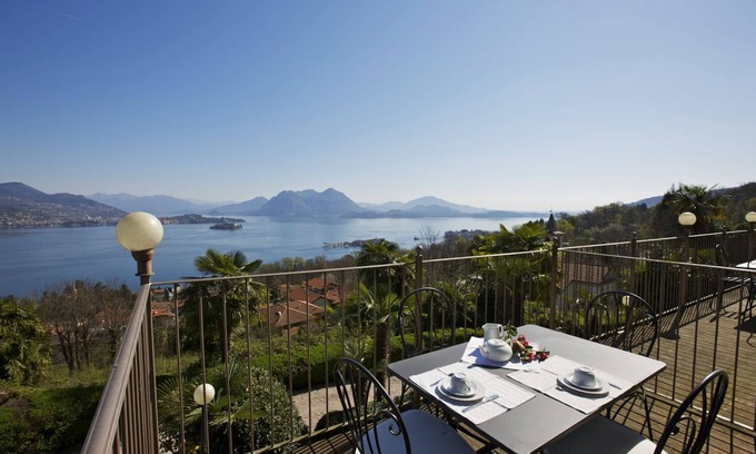 Carciano Apartment | 2-room apartment with balcony and terrace in an Art Nouveau villa with communal pool