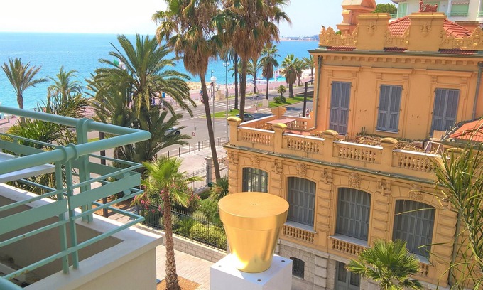 Les Baumettes Apartment | 2-room balcony with sea view in a luxury building on the Promenade des Anglais