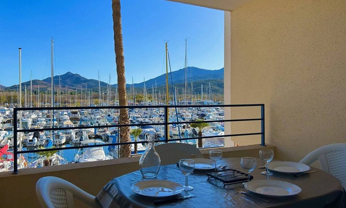 Plage d'Argeles Apartment | 2-room cabin 4 pers. near beach, parking, port view - Argelès