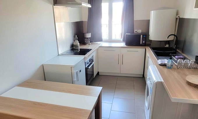 Saint-Denis Apartment | 2-room duplex apartment