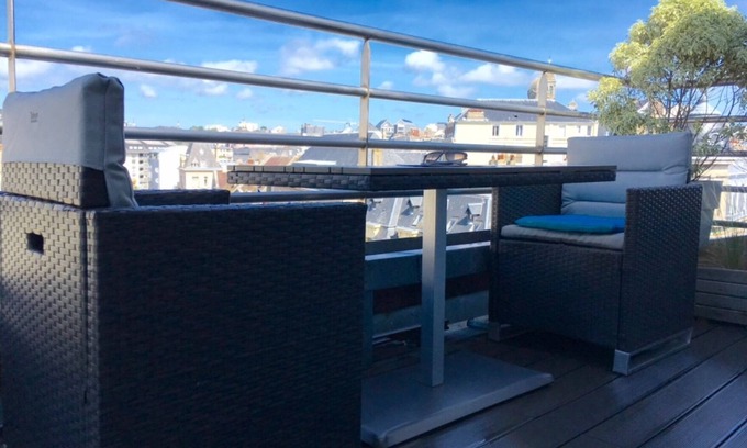 Granville Apartment | 2-room duplex terrace box