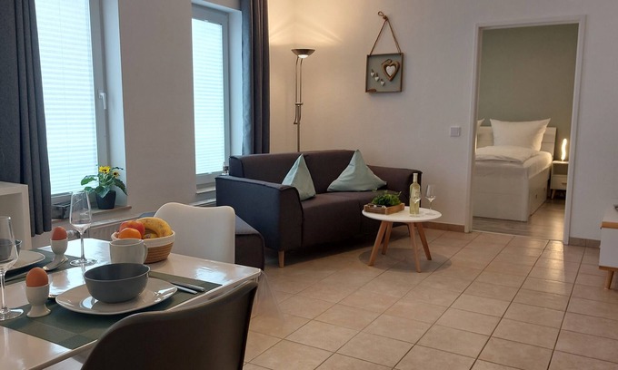 Bad Kreuznach Apartment | 2-room feel-good vacation apartment in the spa area with balcony, elevator, WLAN, smart TV