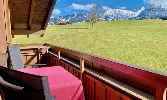 Obermaiselstein Apartment | 2-room vacation apartment with mountain view