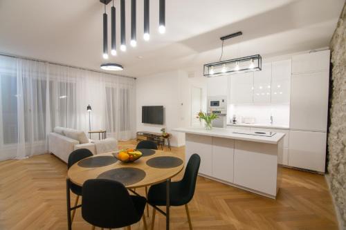 Old Town Apartment | 2 Rooms Apartment with Sauna and Terrace