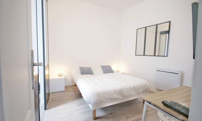 Villers-sur-Mer Condo | 2 rooms CENTER + South facing garden