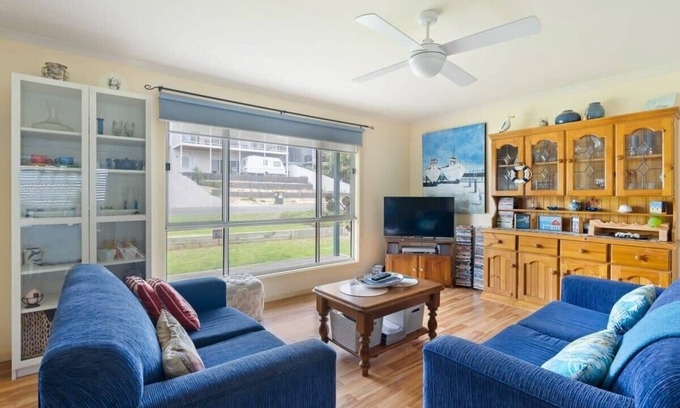 Goolwa South House | 2 Scott street- The Beach House