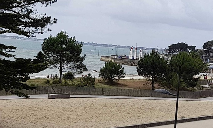 Carnac Apartment | 2-star apartment with sea view on Carnac's main beach