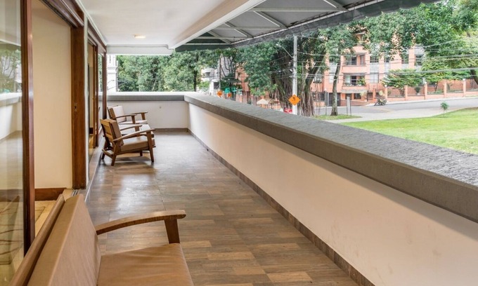 El Castillo Apartment | 2 Story Apartment in Santa Maria - feels like home