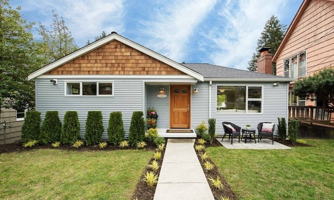 Bitter Lake House | 2 Story Mountain View Near Beach w/Big Backyard