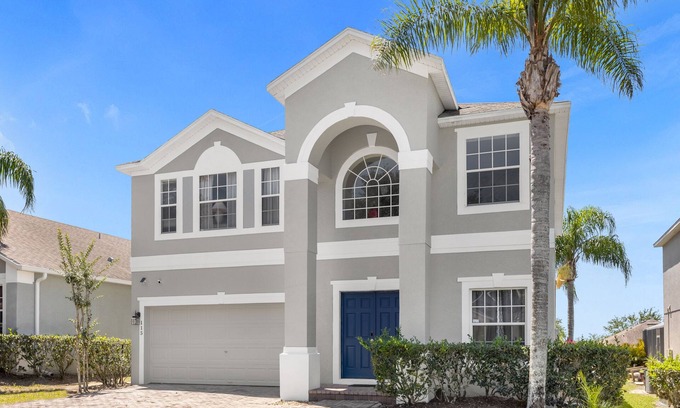Highgate Park House | 2 Story Stylish Villa 4bd3bath Heated Pool Getaway