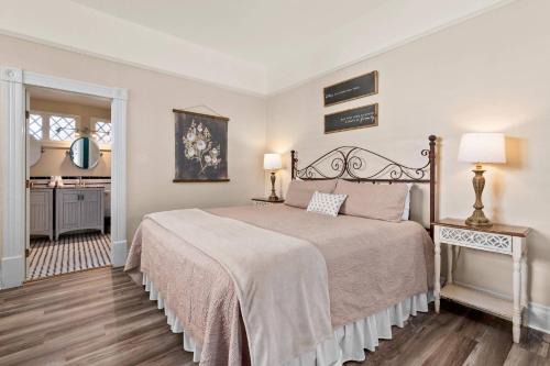 New Braunfels House | #2 The Cottage at Garrison in Gruene