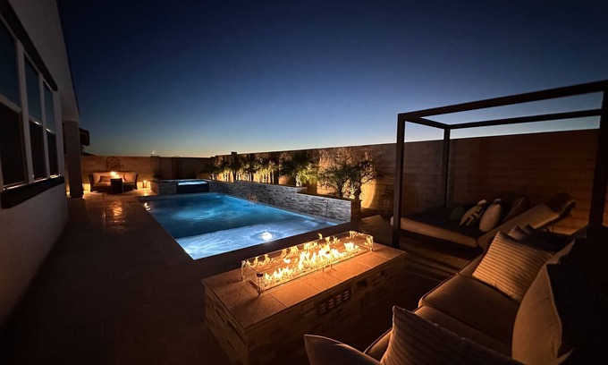 Montecito in Estrella House | 2 yr young Estrella Mountain Ranch Luxurious Home in Goodyear Heated Pool & Spa